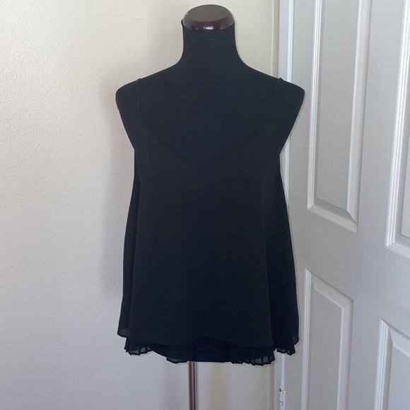 Tilldon Black spagehetti strap Pleated Bottom Top - Picture 9 of 9